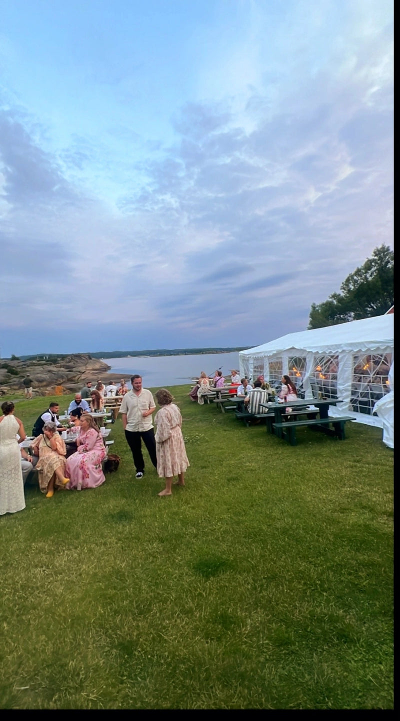 Vakker utsikt med partytelt - Berg Event