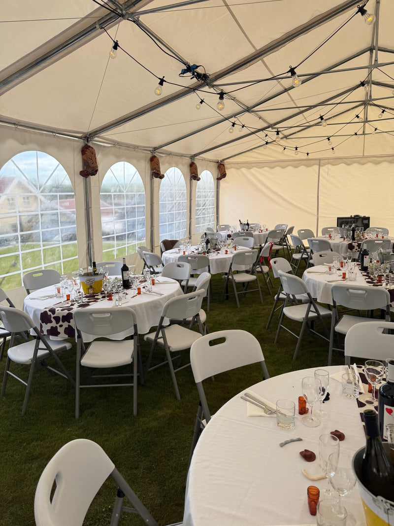 Cowboy-fest i stort telt - Berg Event