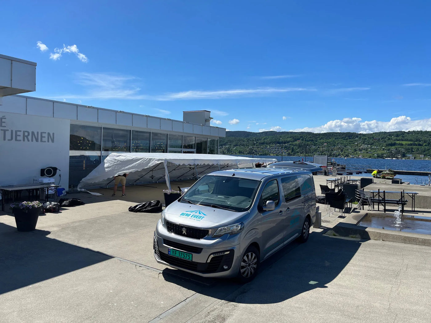 Bil med utstyr - Berg Event